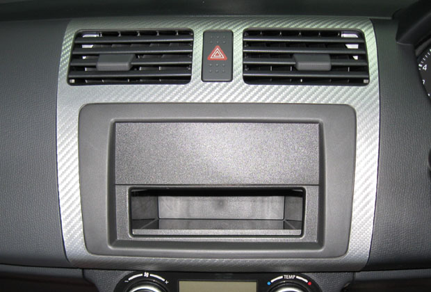 楽天市場】【20％OFFクーポンは25日まで】カーボンシート スイフト ZC