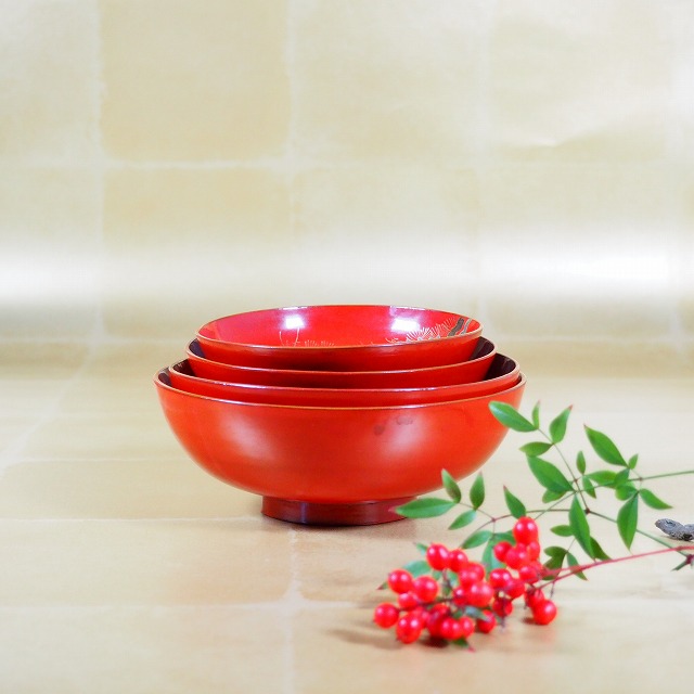 楽天市場】山水文様 四つ揃え盃 重ね盃 組盃 0006漆器 蒔絵 吉祥 酒器