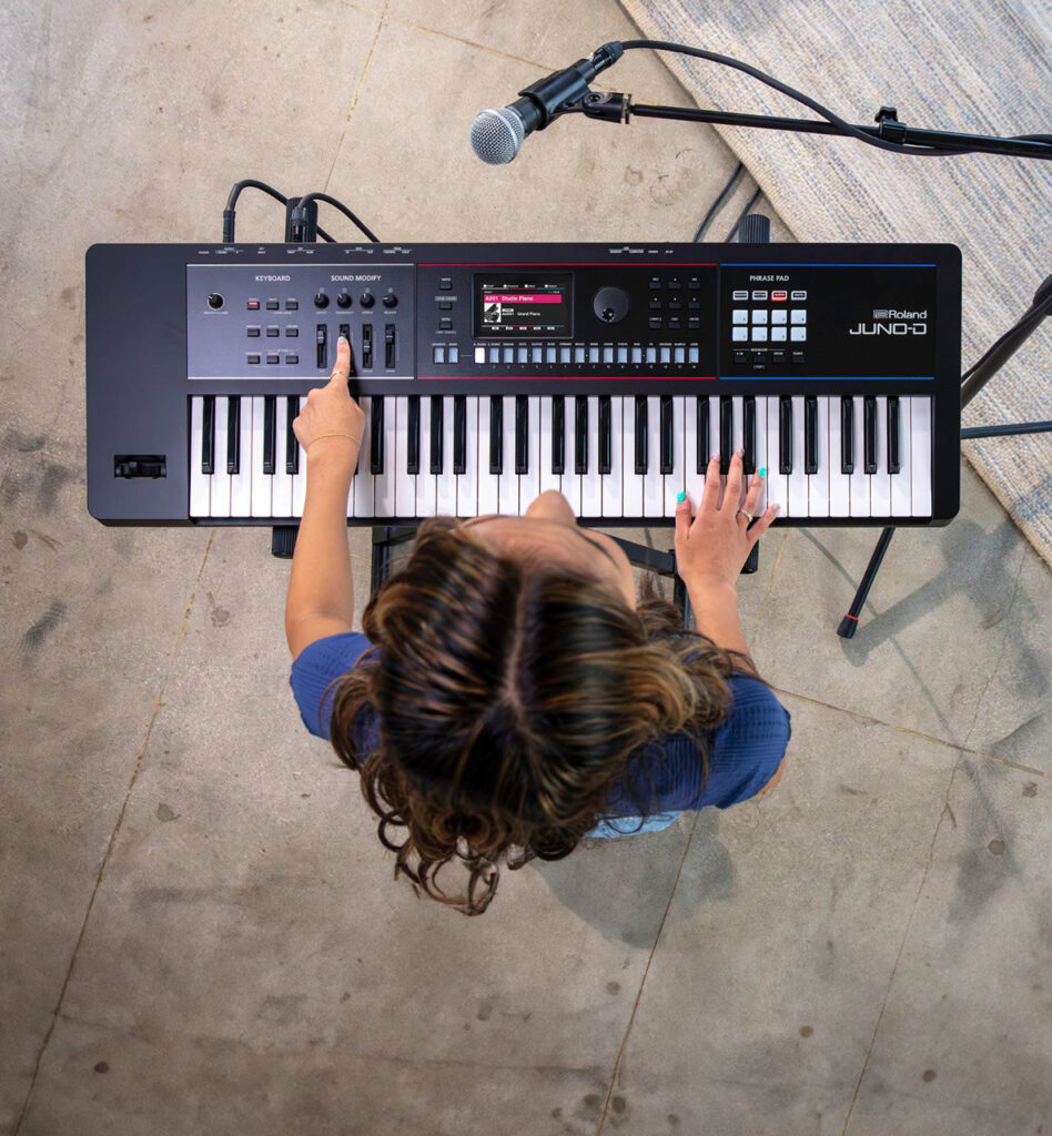 Roland JUNO-D シリーズ発売中！ | クロサワ楽器店公式ブログ