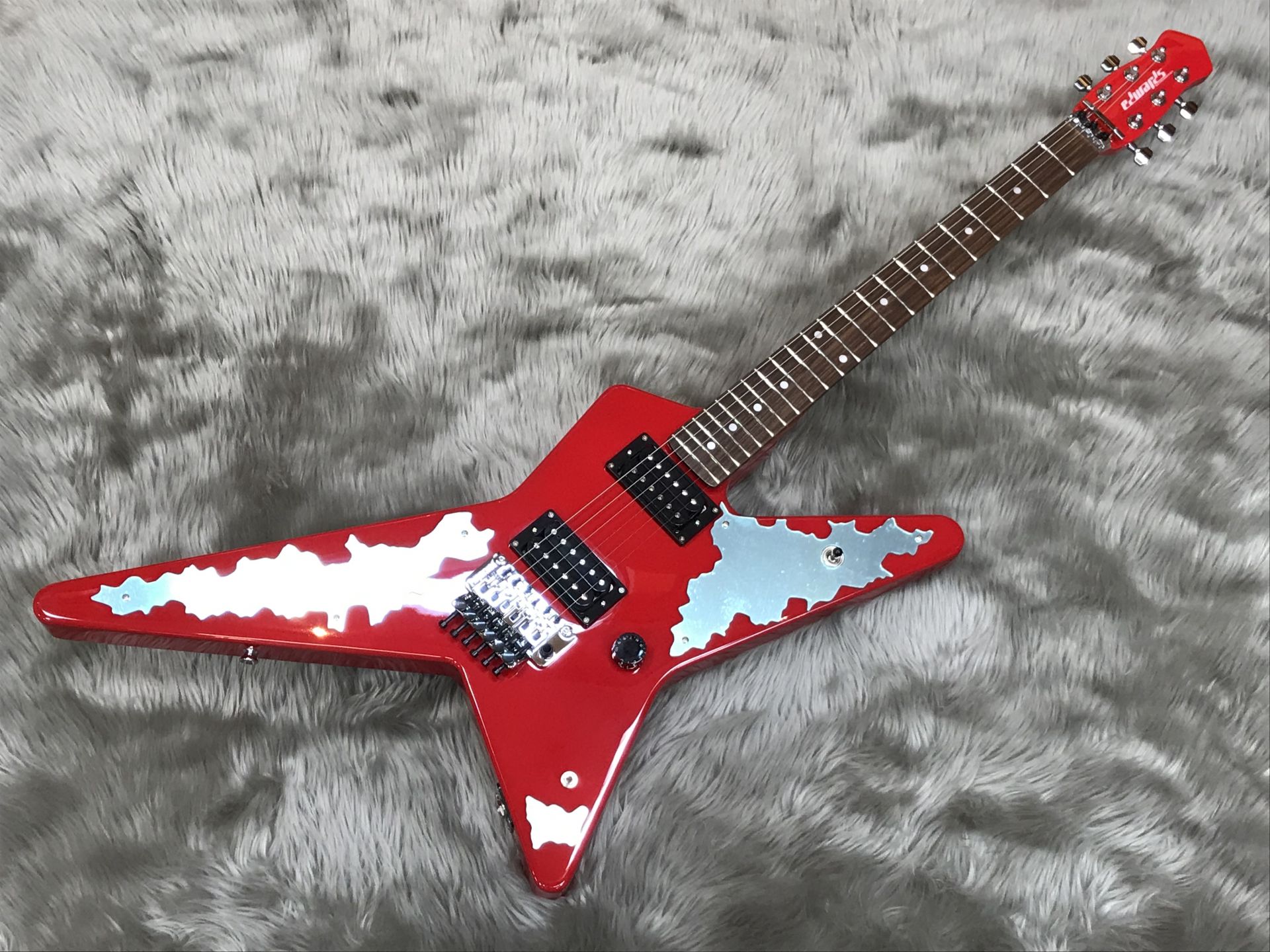 メタラー必見！！変形ギター続々入荷してます！｜島村楽器 イオン