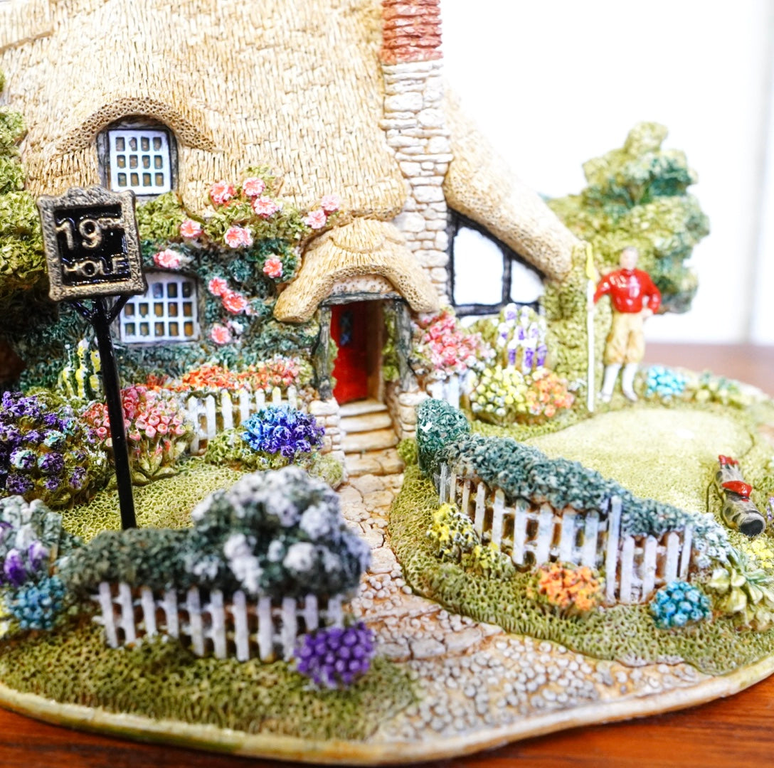 リリパットレーン / Lilliput lane 「The NINETEENTH HOLE