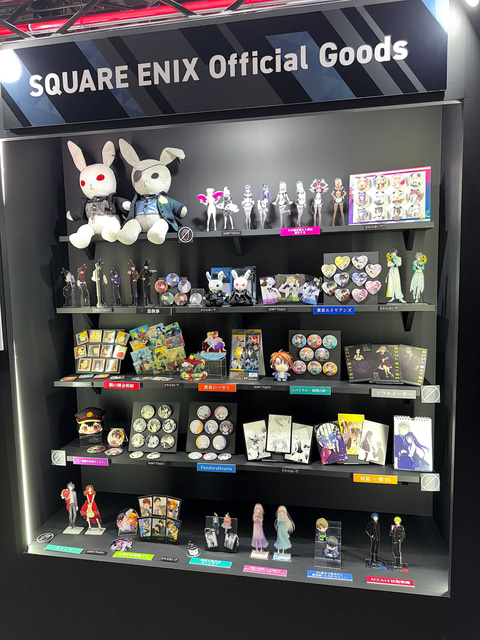 着せ恋」「黒執事」などのアニメ告知パネルがズラリ！ 「ハガレン