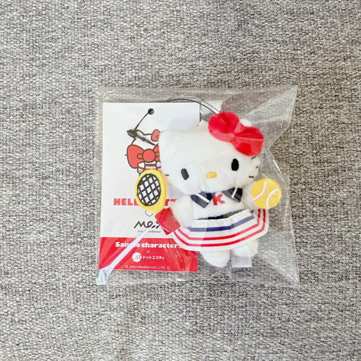 新品未使用】ローリーズファーム Me% ハローキティ トイキーホルダー
