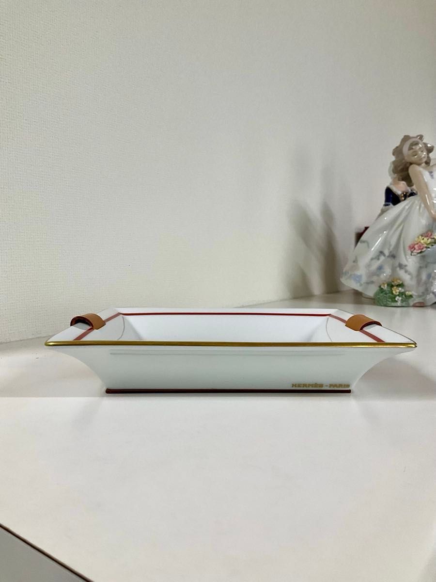 HERMES エルメス 灰皿 アッシュトレイ 小物入れ インテリア 船 レザー