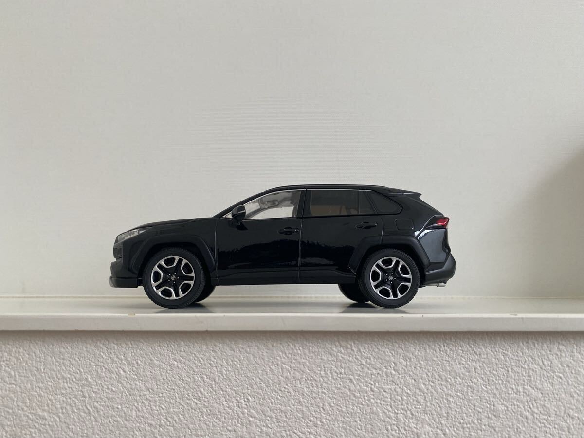 送料込み トヨタ RAV4 1/30 ラブ4 アドベンチャー 非売品 カラー