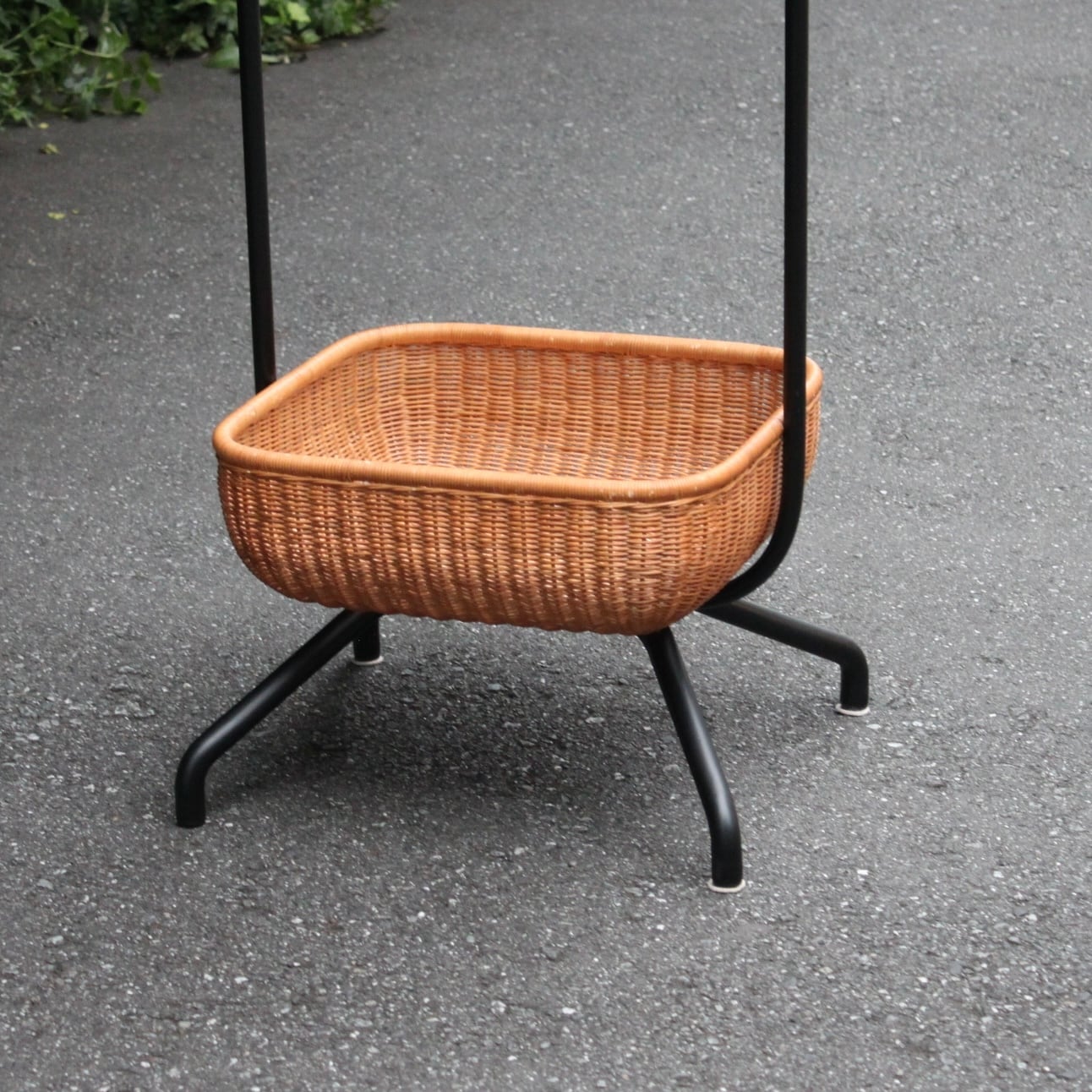 IDEE WALLABY HANGER STAND | トリノス-torinoth- | 新宿区神楽坂の