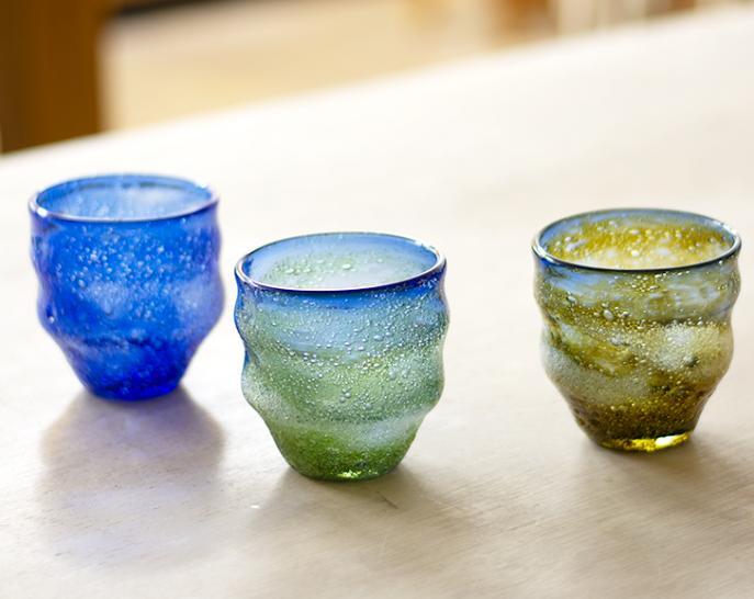 稲嶺盛一郎作(琉球ガラス工房 絆) 琉球ガラス 泡宙吹きグラス | 和雑貨