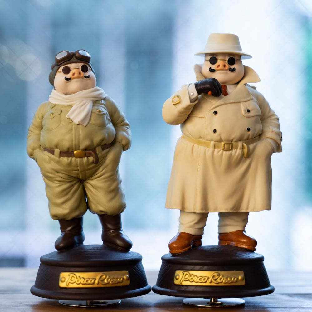 紅の豚 磁器オルゴール ポルコ/トレンチコート（4971） | すすのこ商店