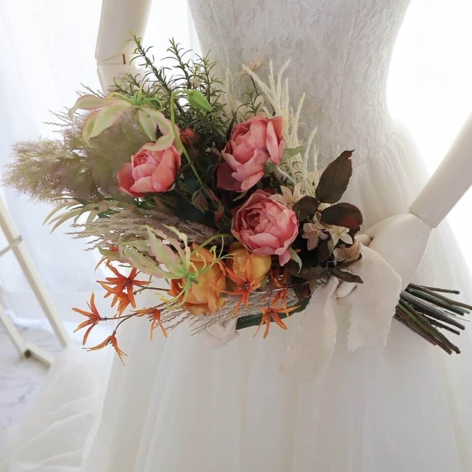 枯れないドライ風ブーケ クラッチブーケ ウエディングブーケ 結婚式