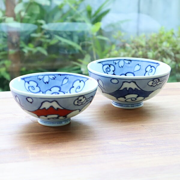 有田焼 お茶碗 富士桜 【大・小】 9-100 | MARUFUKU utsuwanohana