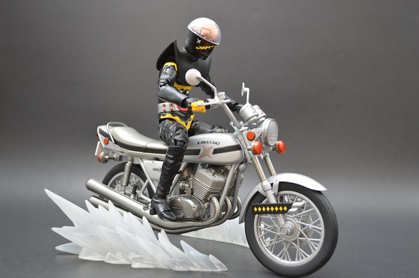 S.H.Figuarts 白いカラス | 魂の玩具箱