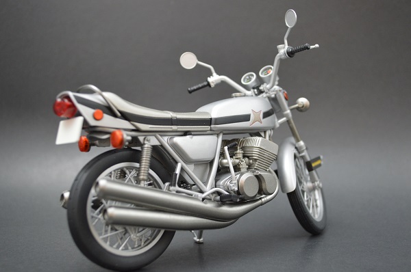 S.H.Figuarts 白いカラス | 魂の玩具箱