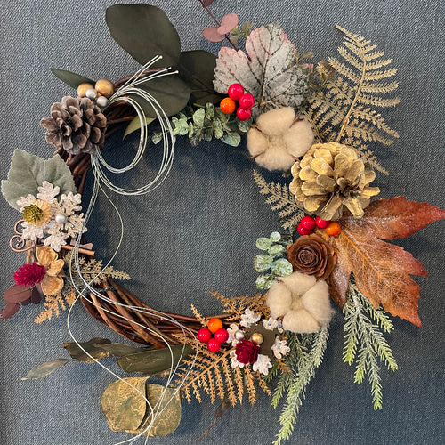 大人気作品再販✴︎送料無料◎深い森のクリスマスリース✴︎お正月飾り