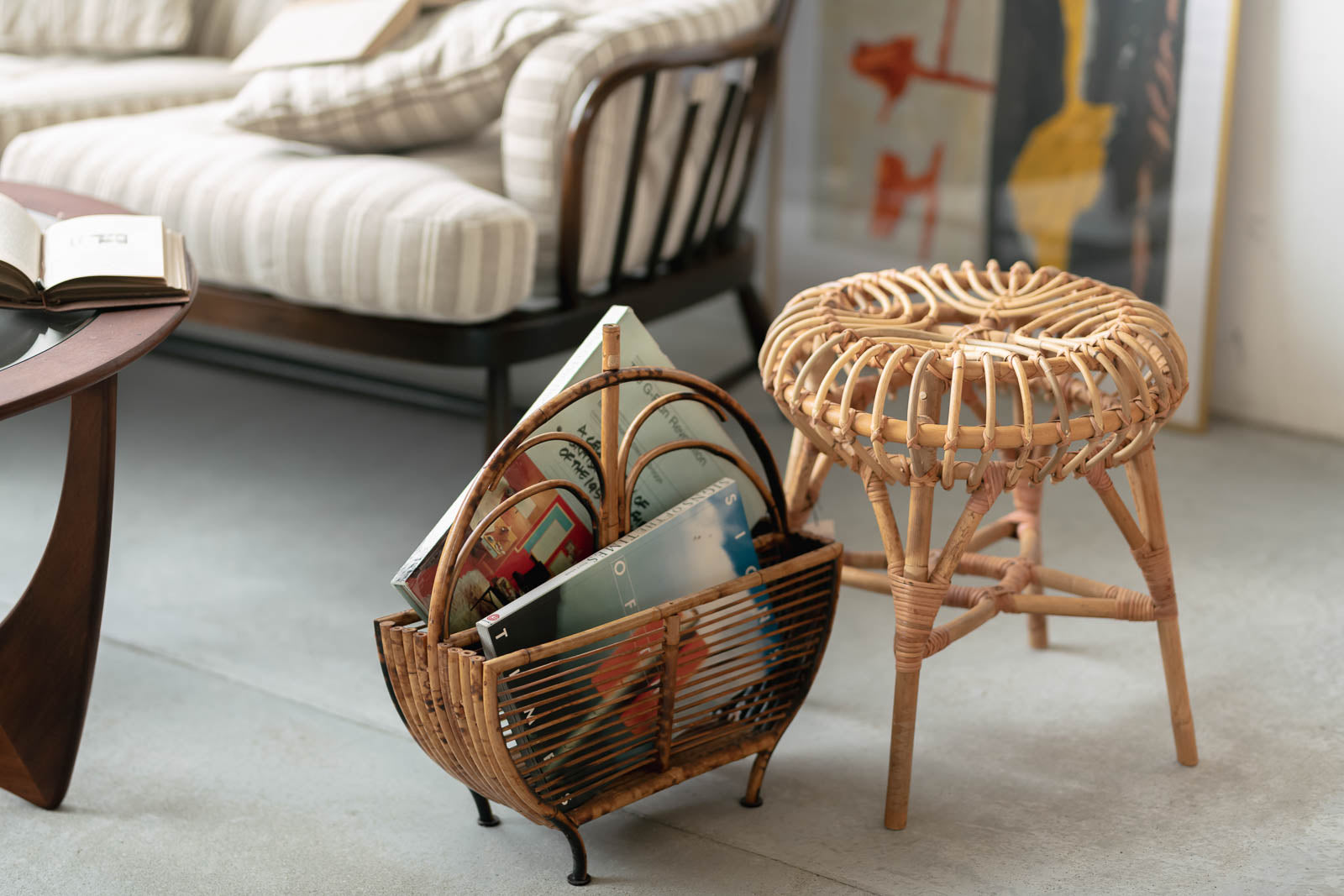 Jelly Fish｜ラタンのスツール｜軽やかで個性的な佇まい — ANTRY USE