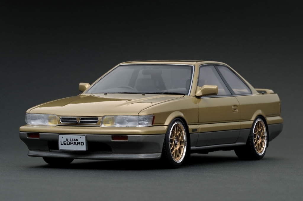 ご予約受付中：1/18スケール 「レパード(F31)後期アルティマ」2カラー