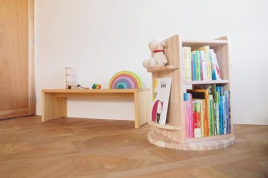 大人になっても使える「回転本棚＆ターンテーブル」＜温もり感じる安心
