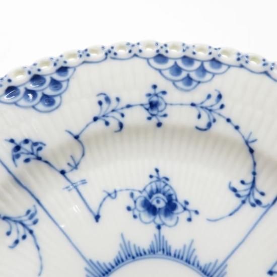 ロイヤルコペンハーゲン プレート□ブルーフルーテッド フルレース