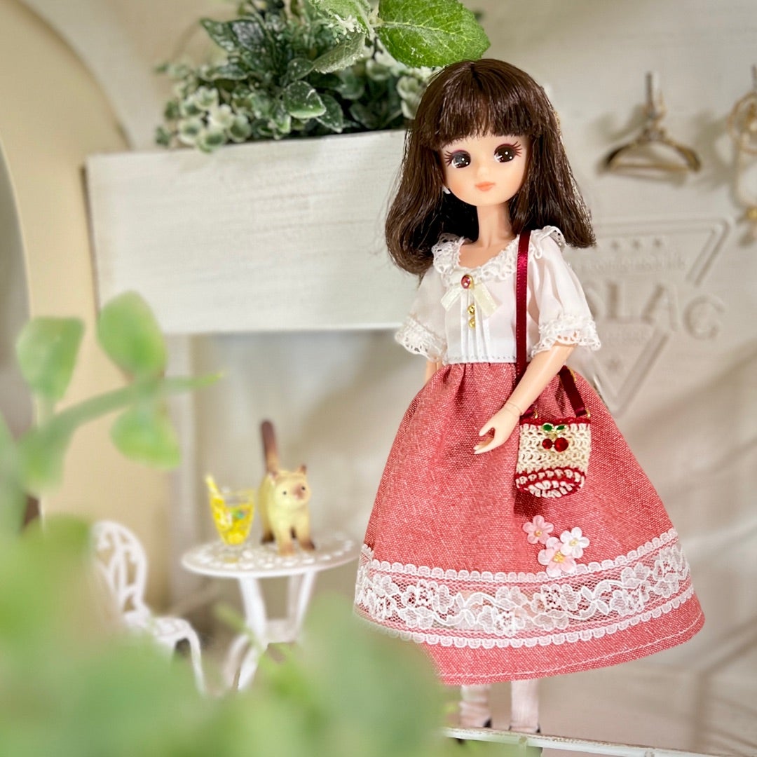 ハンドメイド1/6ドール服 リカちゃん服No.402に合わせてポシェット作り