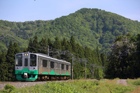 第三セクターの鉄道 えちごトキめき鉄道ET127系[02772000909]の写真
