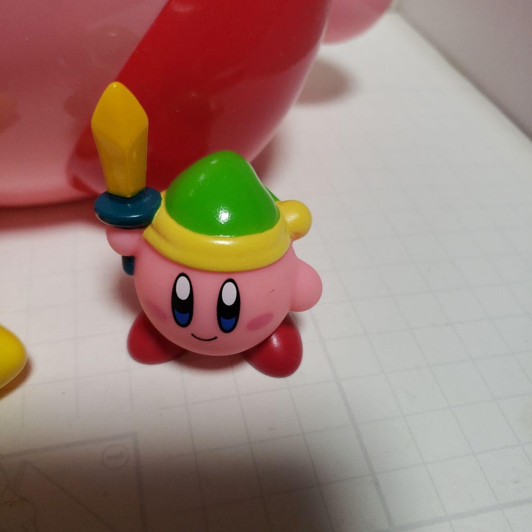 星のカービィ。貯金箱とフィギュアのセットです。 - メルカリ