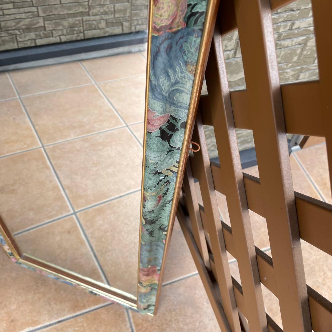 イタリア製 アンティーク調 ミラー 壁掛け 鏡 花模様 ウォールミラー