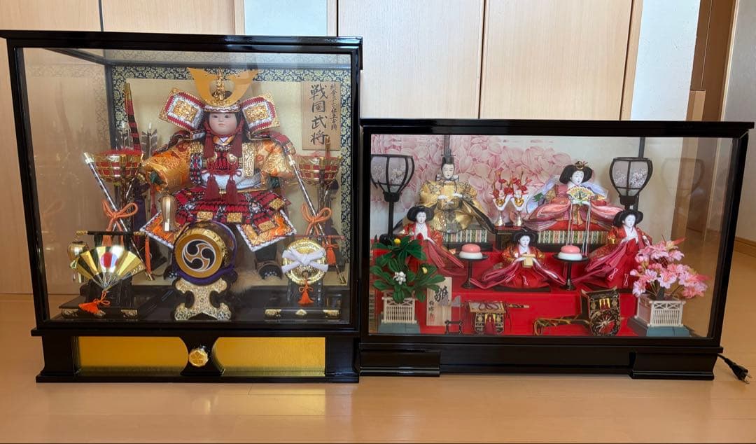 雛人形と五月人形のセット（写真3枚あります） 雛人形 三段五人飾りセット【P87114】インターネット店だけ☆限定販売