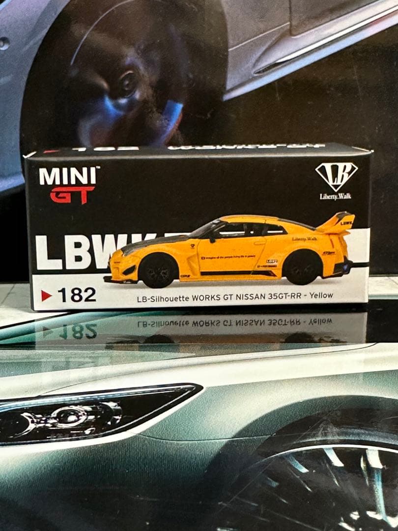 なん MINI GT LBWK GT NISSAN 35GT-R 182 Nissan 35GT-RR LB-Silhouette WORKS GT Ver.1 LBWK KUMA 1:64 Mini GT