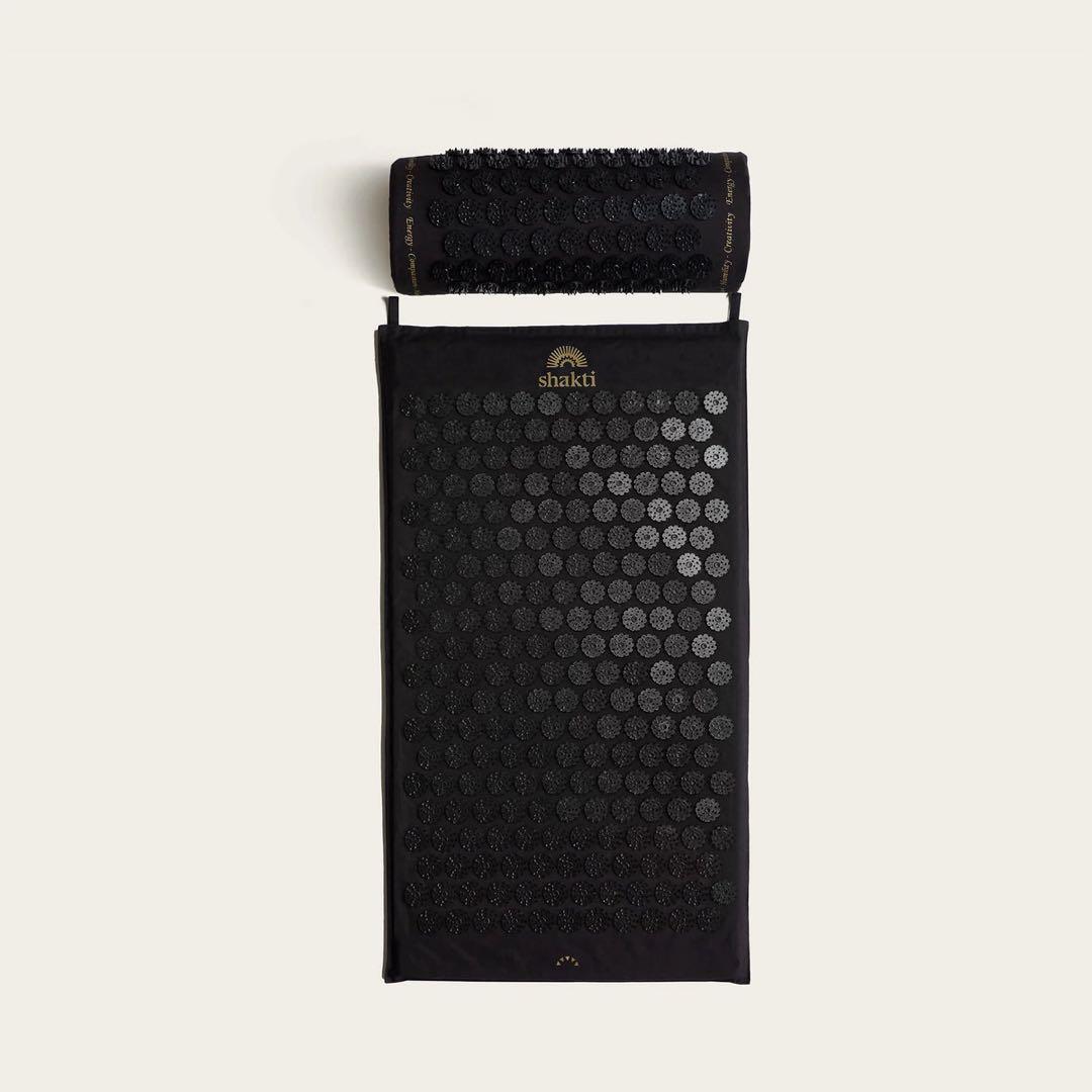 正規品　最安値　シャクティマットandピローセット Amazon.co.jp: 【正規品】シャクティ 指圧マット・枕 究極セット