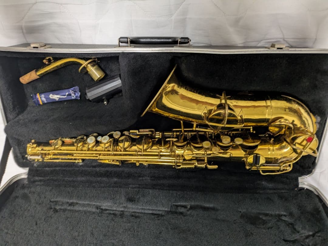 Buescher TrueToneアルトサックス(Low Pitch)動作未確認 Buescher TRUE TONE Satin GP Low Pitch - 管楽器を深く楽しむ人へ