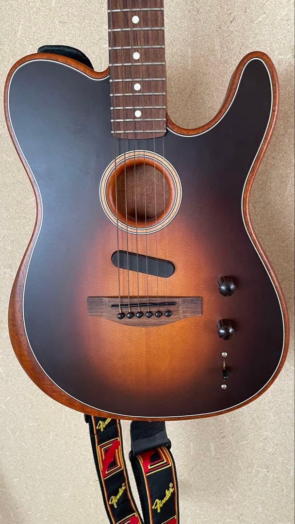 ろ*こ様 美品FenderアコースタソニックAcoustasonicサンバースト FENDER ( フェンダー ) American Acoustasonic Telecaster Sunburst