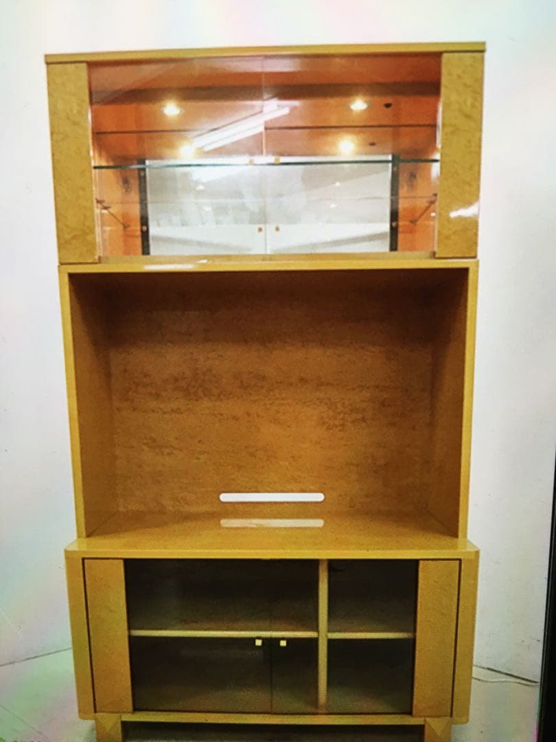 IDC大塚家具展示品最高級 バーズアイメープル キャビネット/TVボード 照明付 IDC大塚家具】スプレンダー バーズアイ メープル 最高級 飾り棚