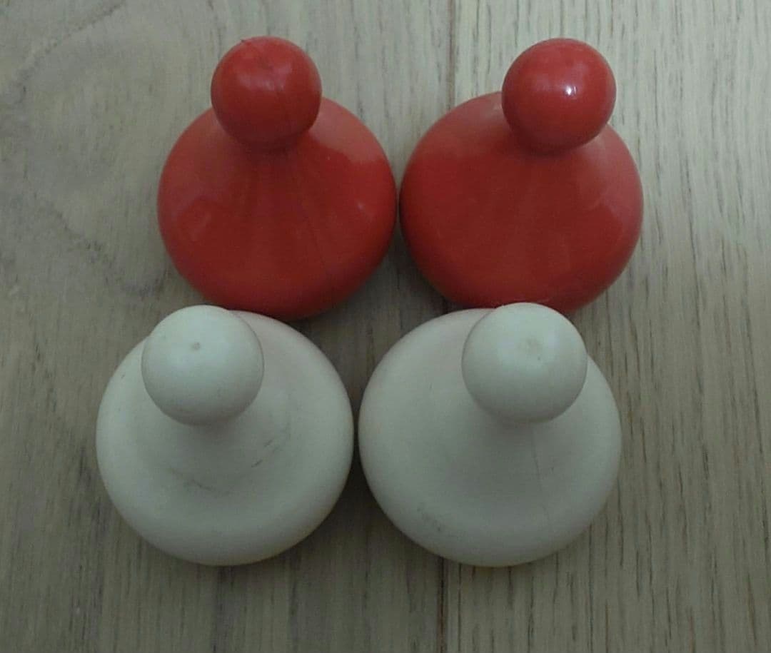 アサヒ軽金属　ゼロ活力鍋用おもり　赤・白セット 奇跡のスープオモリ｜アサヒ軽金属工業【公式】｜圧力鍋(ゼロ活力なべ