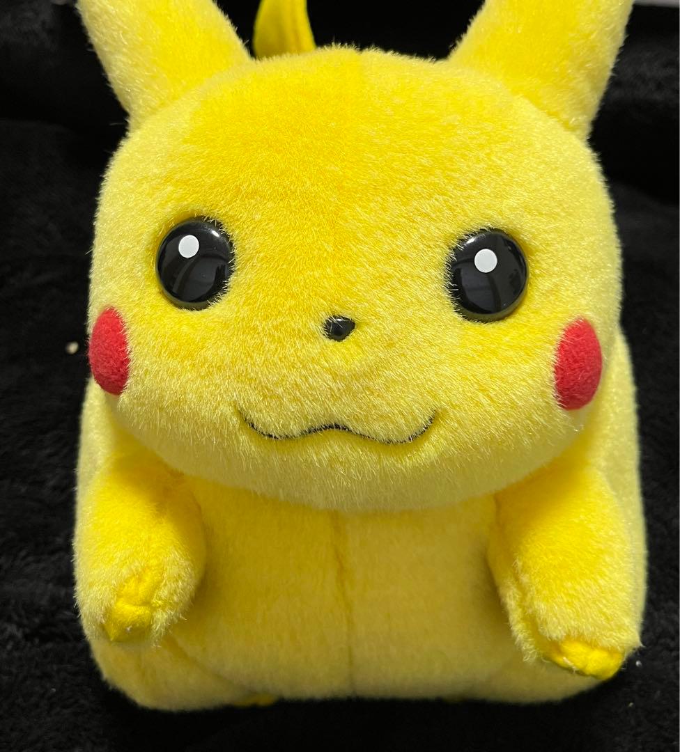 初代 ピカチュウ ぬいぐるみ　おしゃべり機能付き！　TOMY Amazon.co.jp: ピカチュウ おしゃべりぬいぐるみ : おもちゃ