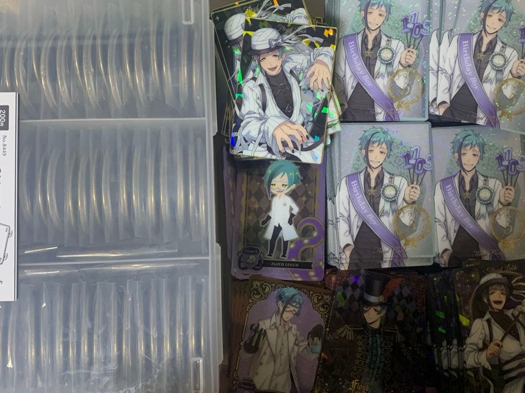 ひ*な様 ツイステ フロイド 缶バッジ ウエハース メタカ まとめ売り 楽天市場】送料無料 ディズニー ツイステッドワンダーランド メタル