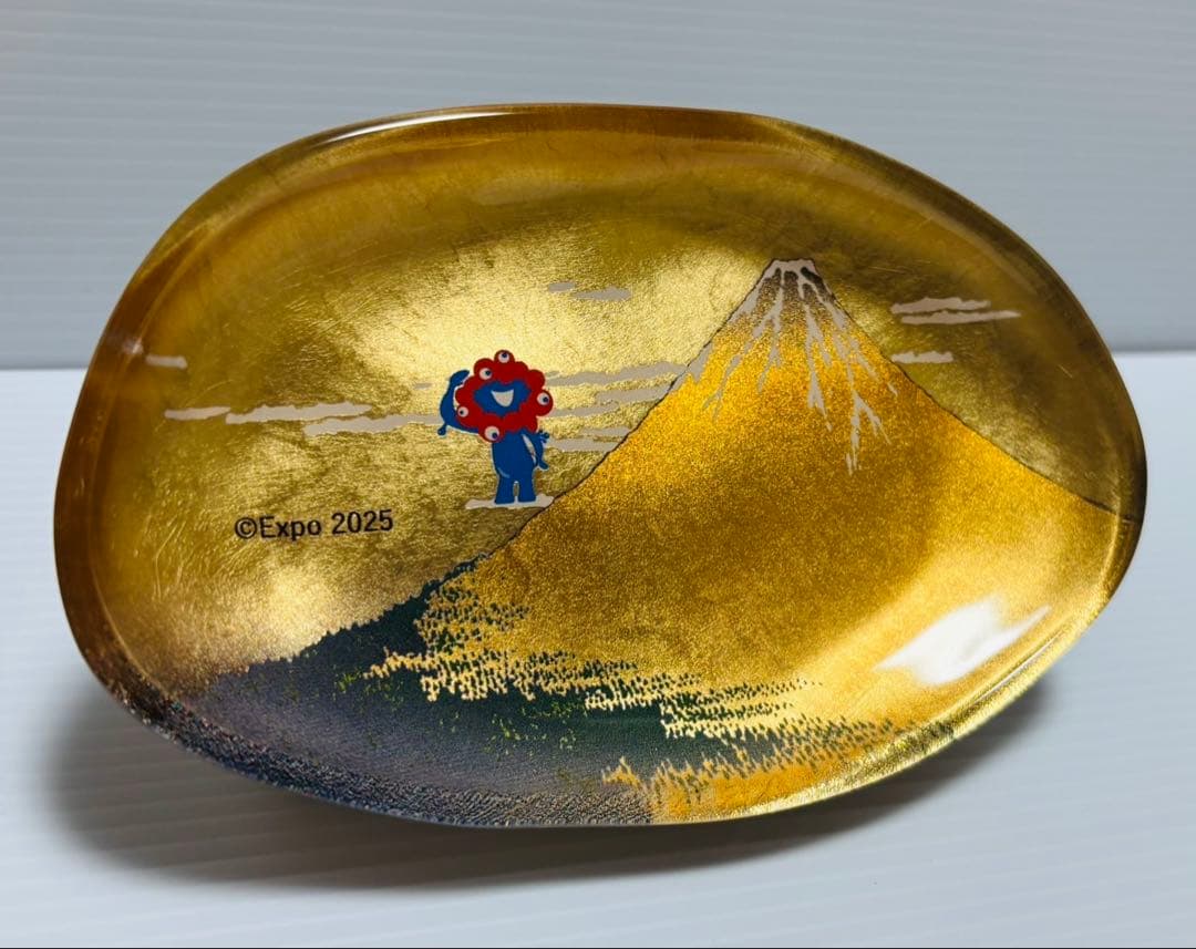 【完売品・新品】大阪万博 ミャクミャク 箔名画 北斎　ガラストレー　凱風快晴 大阪関西万博限定 ミャクミャク 箔名画 北斎 ガラストレー 富嶽三十六