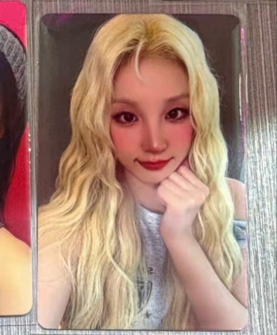 IDLE ウギ We are idolstore ラキドロ トレカ E Amazon.co.jp: (G)I-DLE アイドゥル ジーアイドル ウギ トレカ 11枚