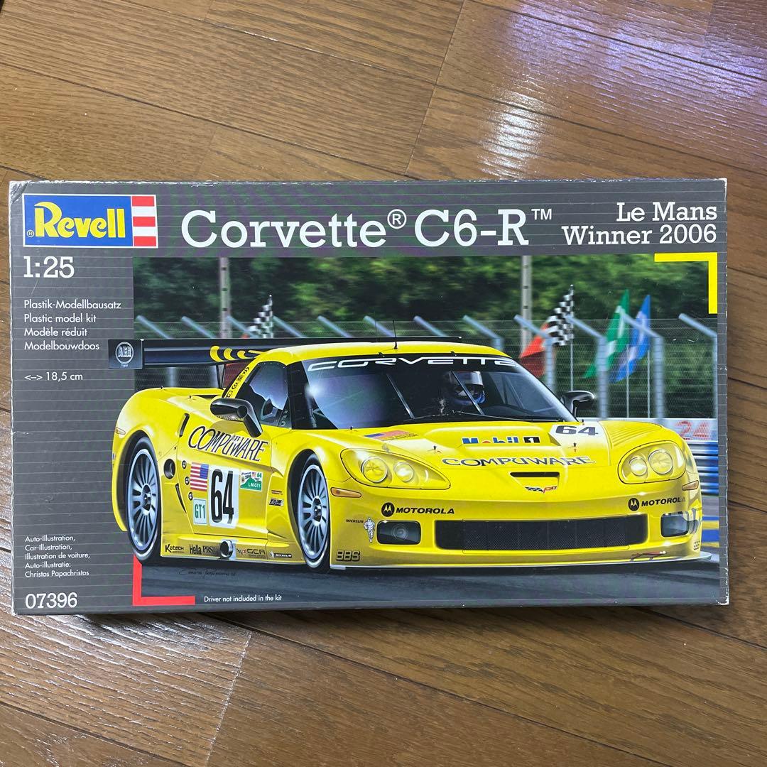 自動車 Revell Corvette C6-R 1:25 2006 Chevrolet Corvette C6-R Le Mans Winner 2006 Gift Set Revell 67396