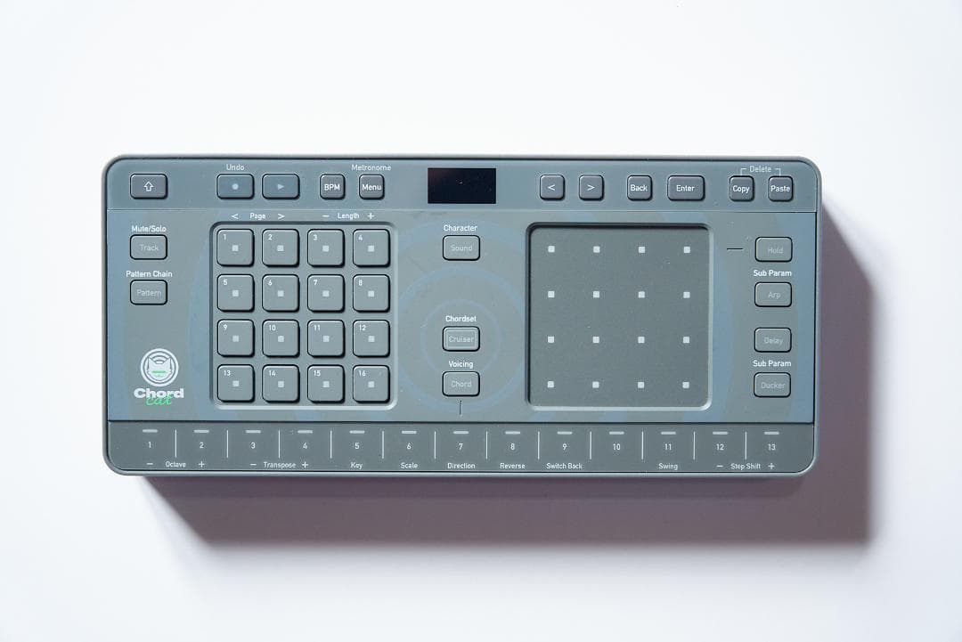 Sonicware Chordcat コードジェネレーター シーケンサー AlphaTheta TORAIZ Chordcatの基本操作をご紹介 - YouTube